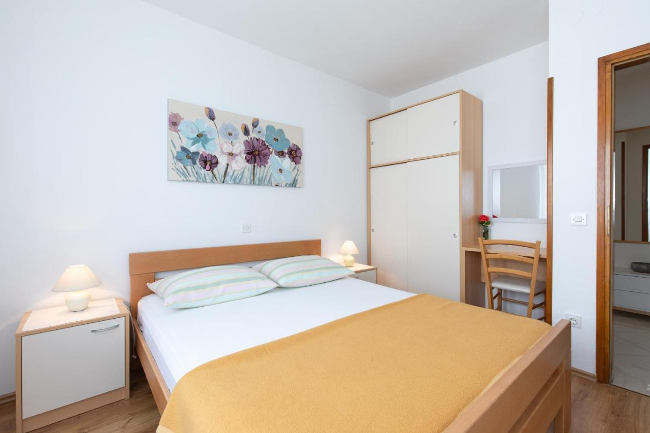 Apartments Dujmovic Ivo 2 バスカ エクステリア 写真