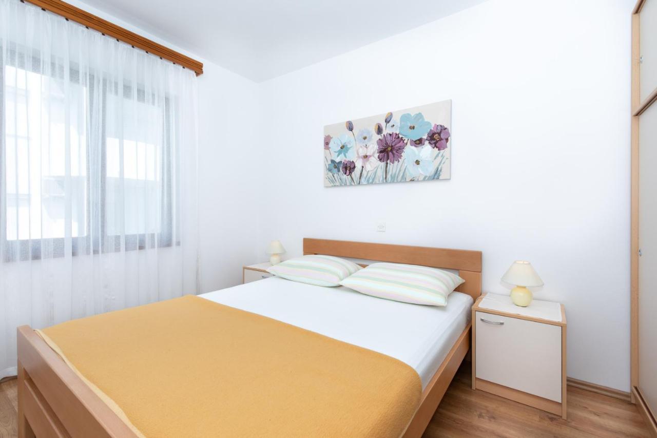 Apartments Dujmovic Ivo 2 バスカ エクステリア 写真