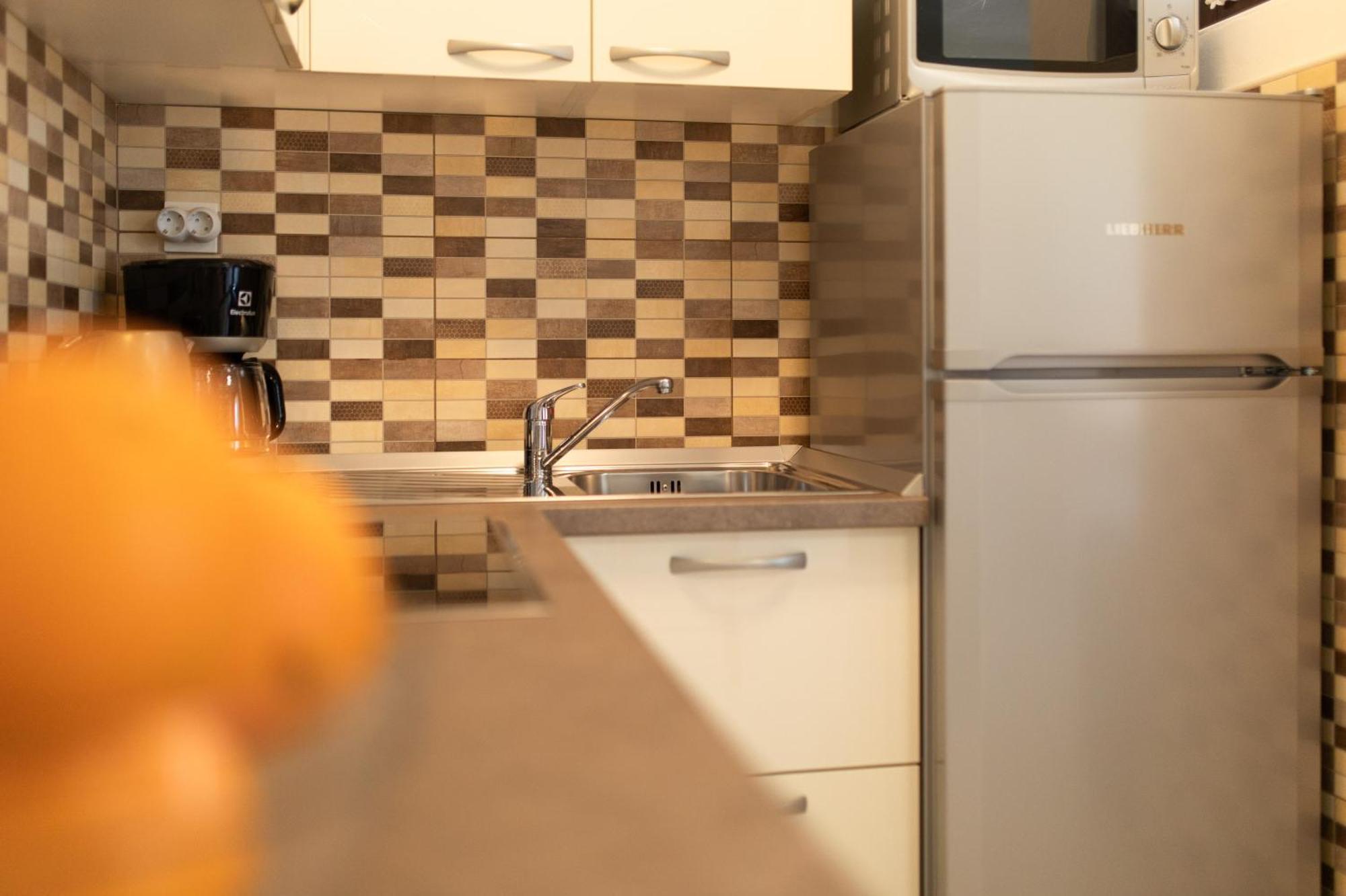 Apartments Dujmovic Ivo 2 バスカ エクステリア 写真