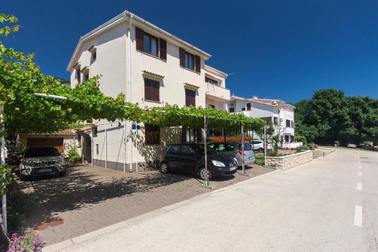 Apartments Dujmovic Ivo 2 バスカ エクステリア 写真